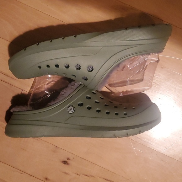 Joybees Unisex Green Cozy Lined Sz. M‎ (8) W (10) Faux Shearling Clogs Slippers - Picture 2 of 8